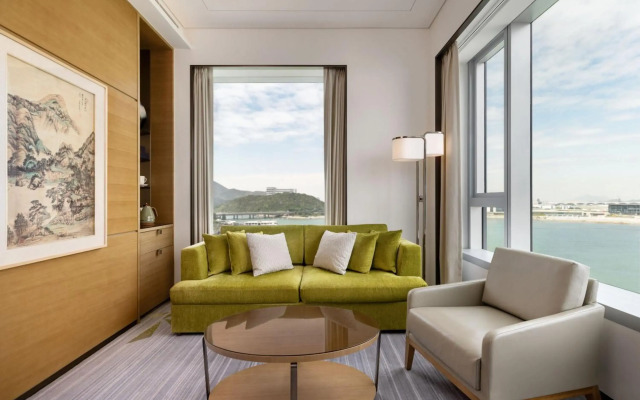 Sheraton Hong Kong Tung Chung Hotel