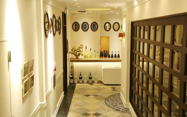Kobe Tor Road Hotel Sanraku