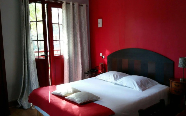 Hostellerie Du Lys - Hôtel & Restaurant