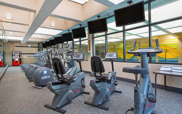 Crowne Plaza Knoxville Downtown University by IHG