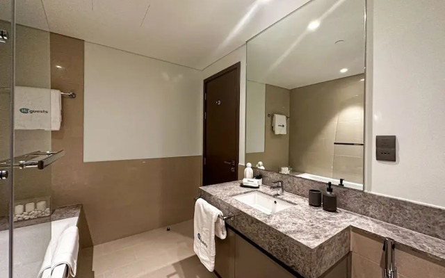 HiGuests - Act Tower 1