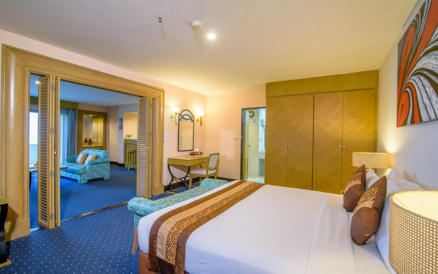 Golden Beach Cha-Am Hotel
