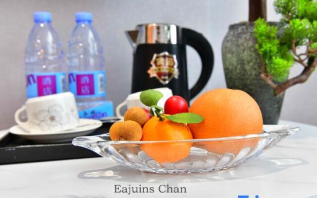 Meri Hotel (Taoyuan Subway Station)