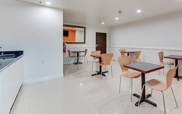 Motel 6 McAllen, TX - East