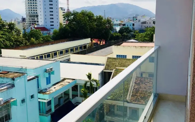 South Flower Hotel