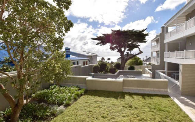 E1 Seaforth Terraces