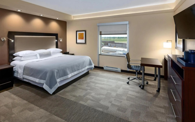 AeroStay Hotel