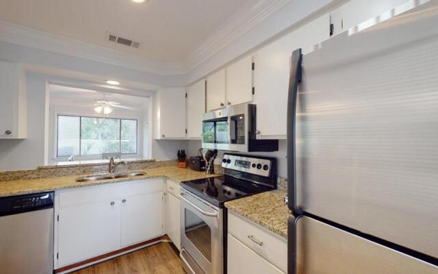 946 Inverness Village