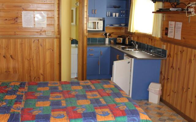 Jervis Bay Cabins & Hidden Creek Campsite