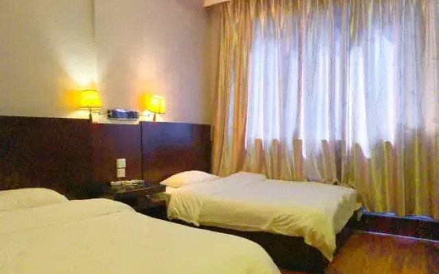 Xinhua Hostel