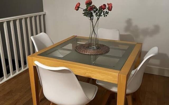 Barbican Pad by condokeeper
