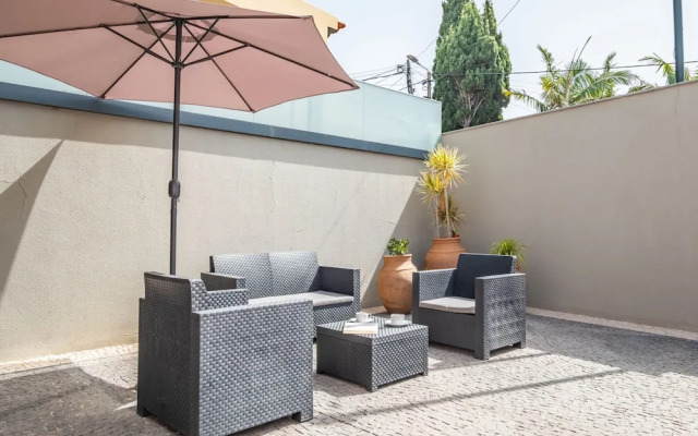 Villa Cam lia by Homie