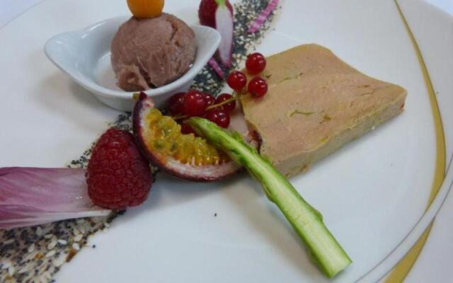 Logis Hôtel la Clé des Champs