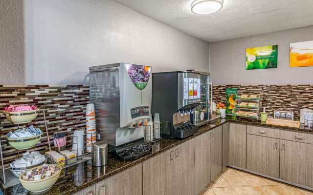 Quality Inn I-10 East near Frost Bank Center