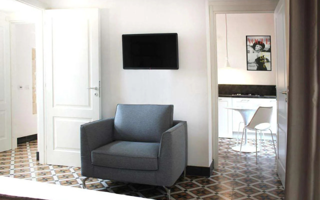 Isabella di Castiglia Apartments
