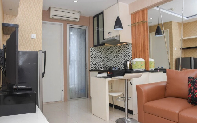 Comfort And Simple 2Br At Bassura City Apartment