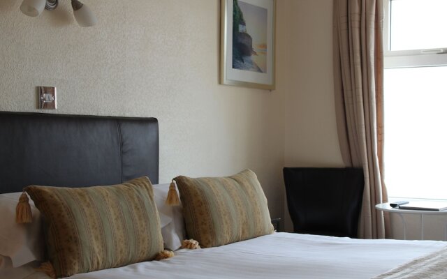 Ashley Hotel