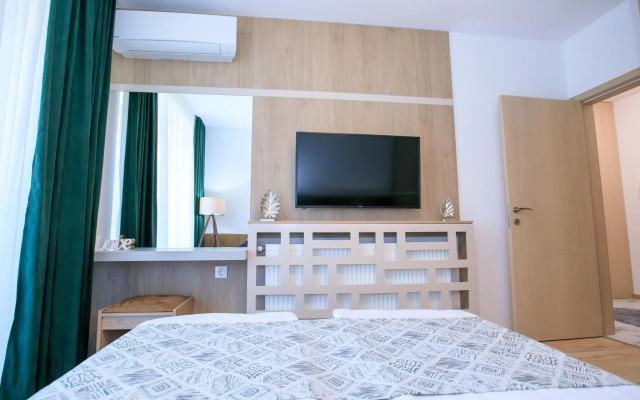 Лукс Апартамент Радост 2