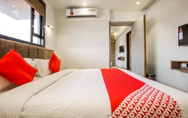 Hotel Gurukrupa Residency by OYO Rooms
