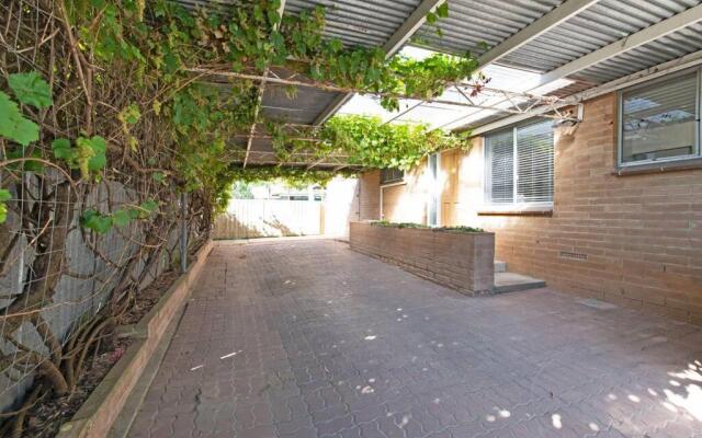 Brewers Haus Mainstreet Willunga 2 bdrm sleeps 4