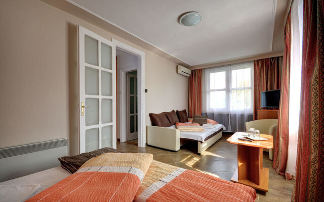 Hotel Róz