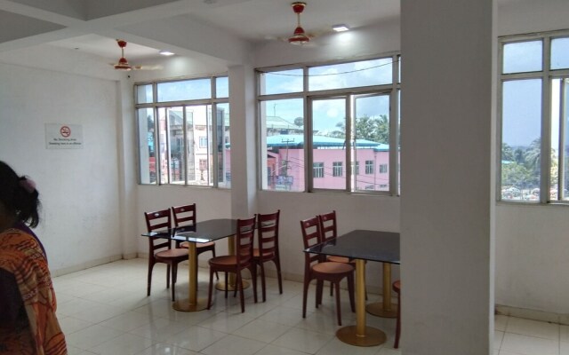 Hotel Hilltop International