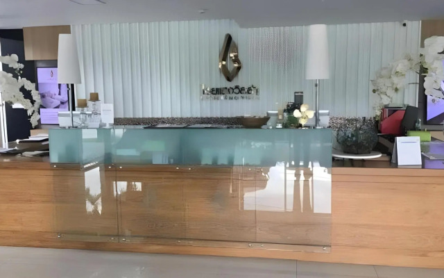 Chaisaeng Villa Hotel