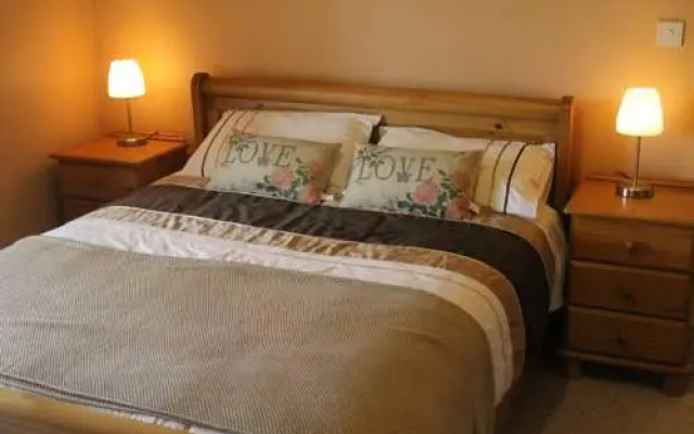 Zephyr Lodge