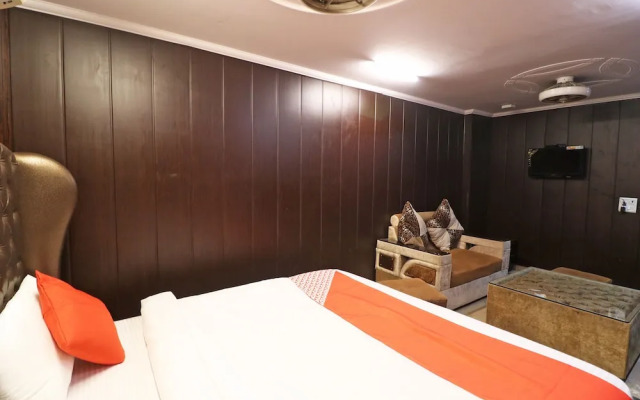 Hotel Grand Inn By OYO Rooms