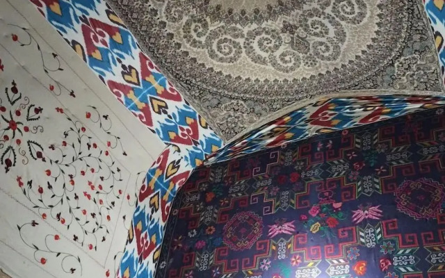 Mekhtar Ambar  Caravan sarai XIX