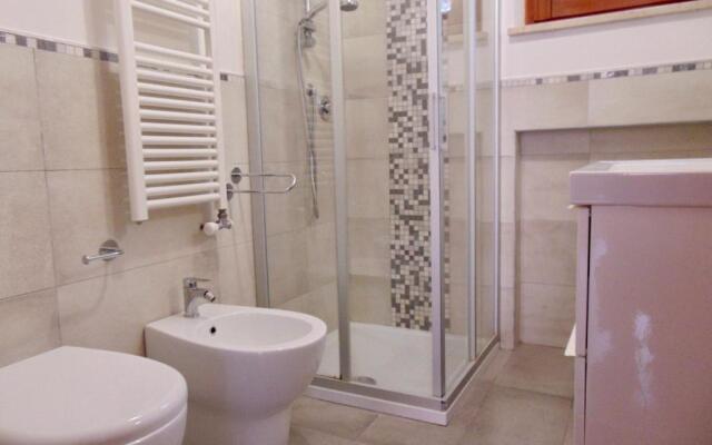 N80 - Numana, bilocale con terrazzo in centro