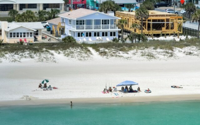 13403 Oleander Dr - Mermaid's Dream