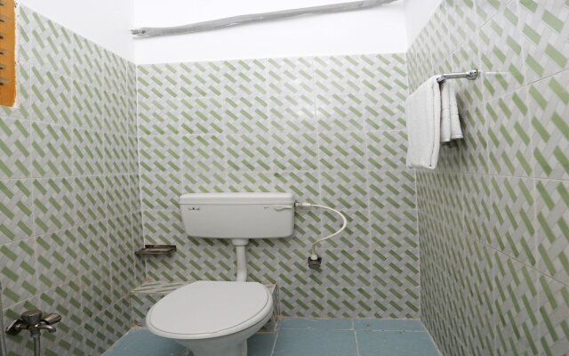 OYO 13859 Soveet Residency