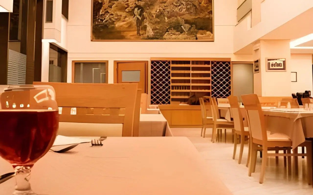 Hotel Ilissos