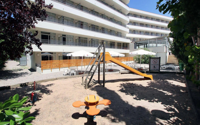 Aparthotel Esmeraldas