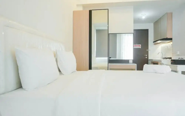 Cozy Living Studio Mustika Golf Apartment