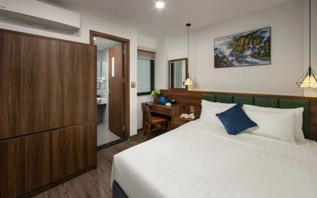 Hanoi Vacanza Premier Hotel