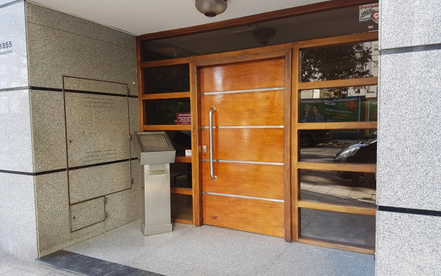 Depto de 2 ambientes zona Guemes