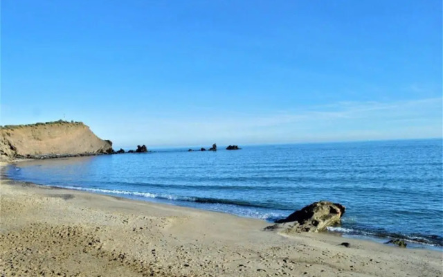 Peaceful Beachside Escape