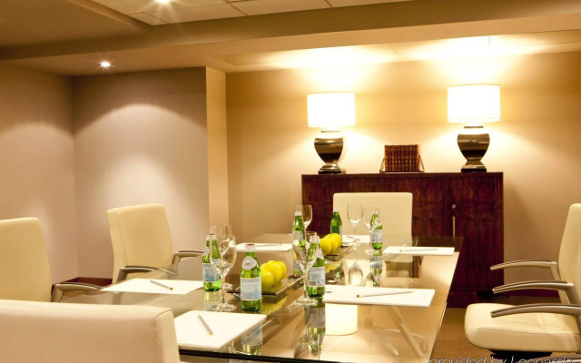 Royal Park Hotel