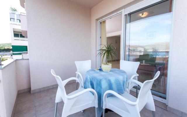 Apartments Slavica - 70m to beach