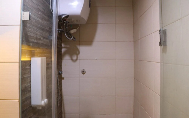 Comfort Studio At Sky Terrace Apartment