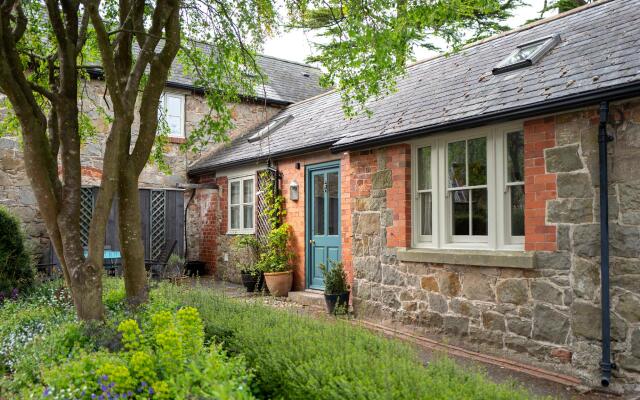 Courtyard Cottage