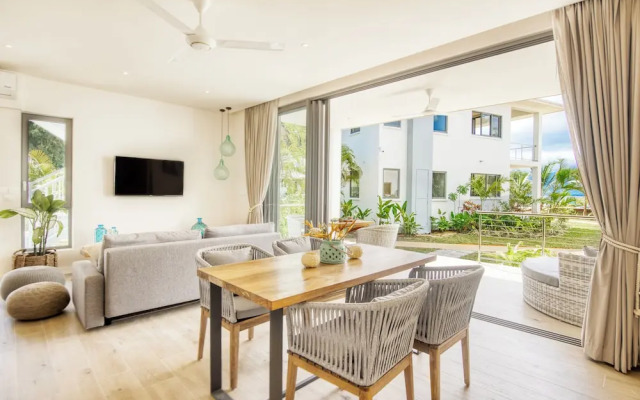 Pineapple Beach Villas