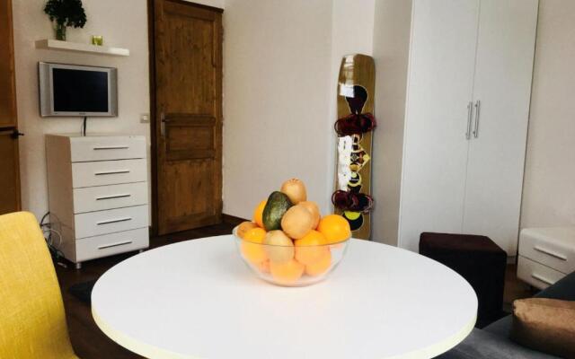 Studio 4pax Val Claret centre, skis aux pieds