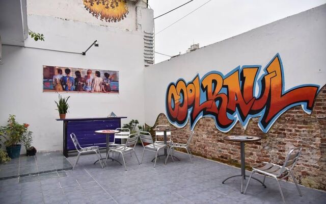 Cool Raúl Rock'N Hostel
