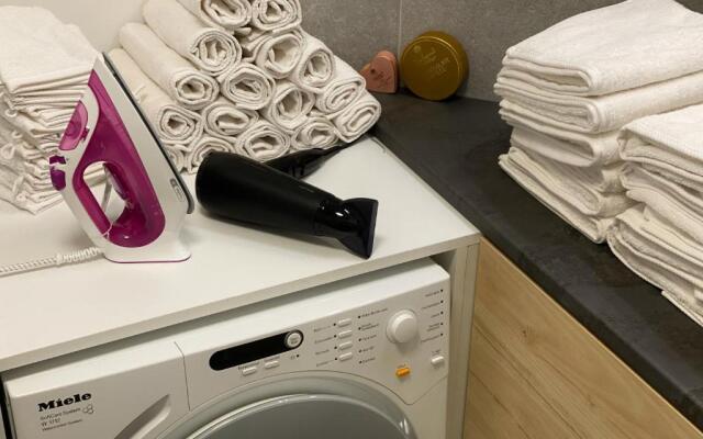 Romantic apartment in most trendy central hotspot +Breakfast