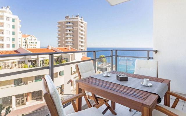 Rodamar I by An Island Apart