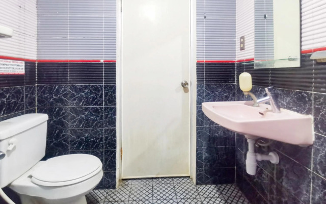 OYO 2628 Kartini Residence