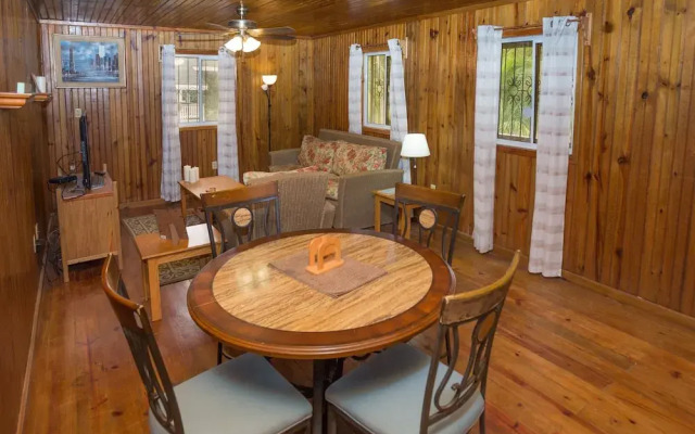 Roatan Ocean View- 2nd Floor 2 Bedroom Apts by RedAwning